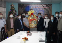 Bộ Công An Thăm Và Chúc Mừng Giáng Sinh Giáo Hội