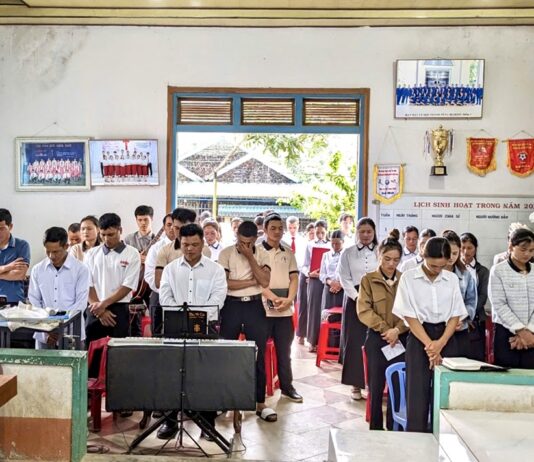 Quảng Ngãi: Lễ Cảm Tạ Cuối Năm Các Hội Thánh Khu Vực Xã Đăk Long